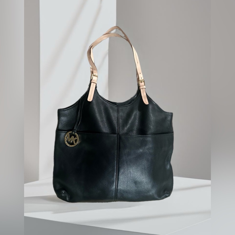 Michael Kors black leather shoulder bag